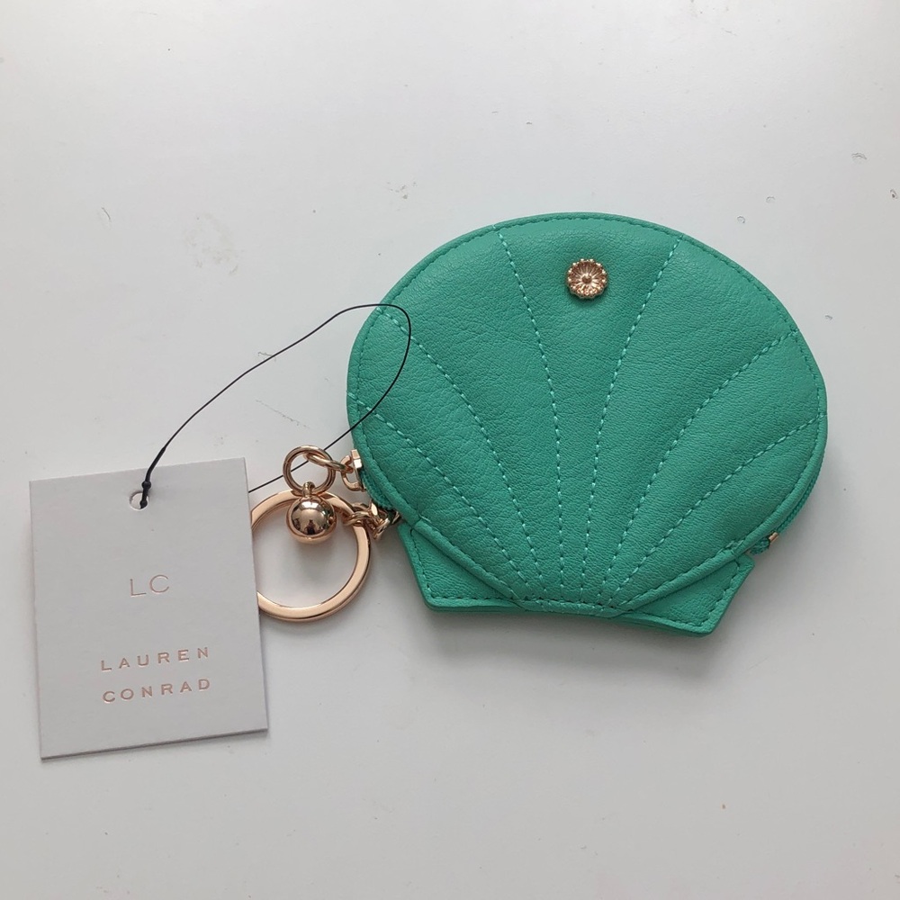 🥧 LC Lauren Conrad Teal Shell Coin Pouch with Keyring